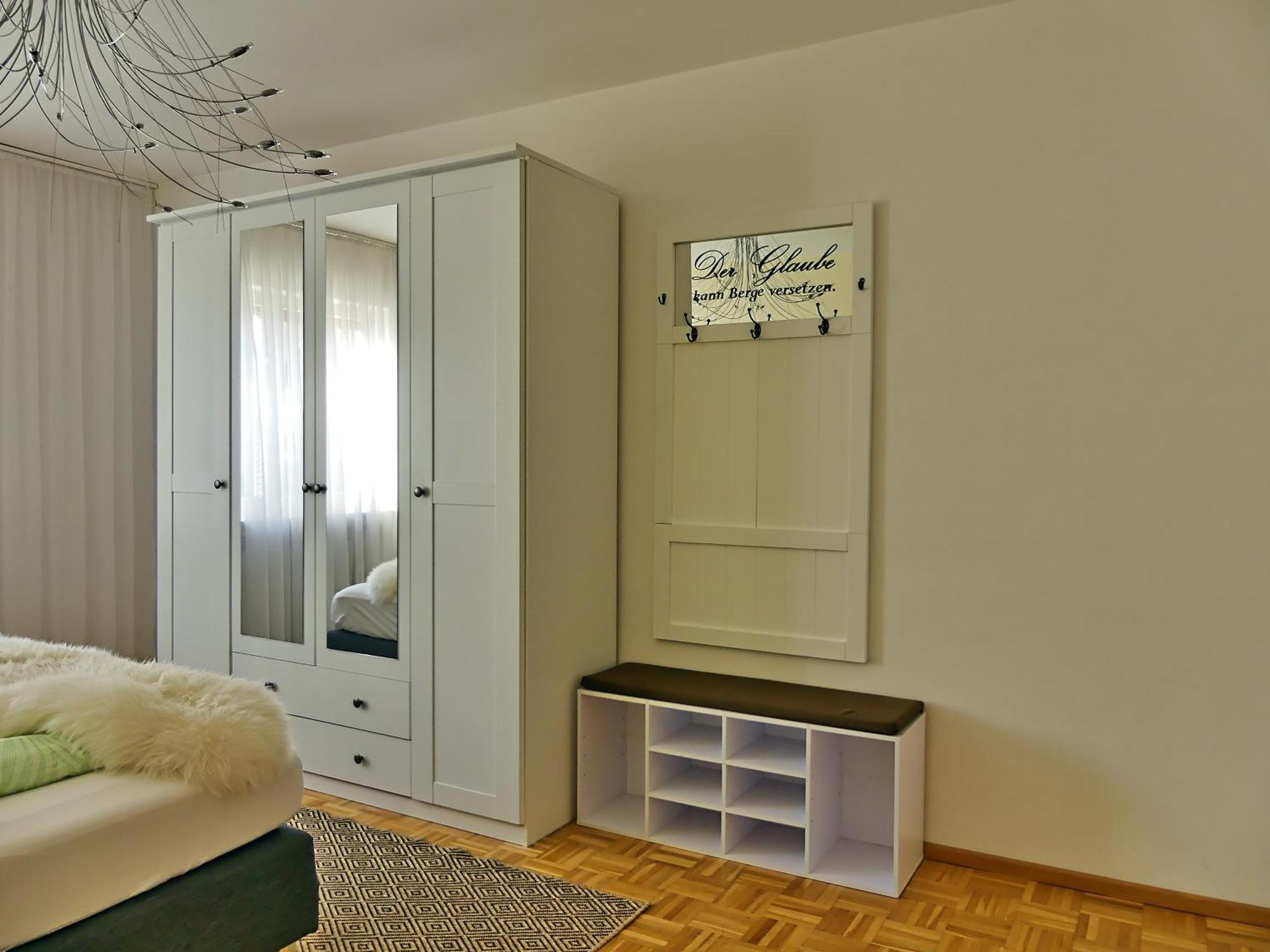 Ferienwohnung Alpenglueck Гармиш-Партенкирхен Екстериор снимка