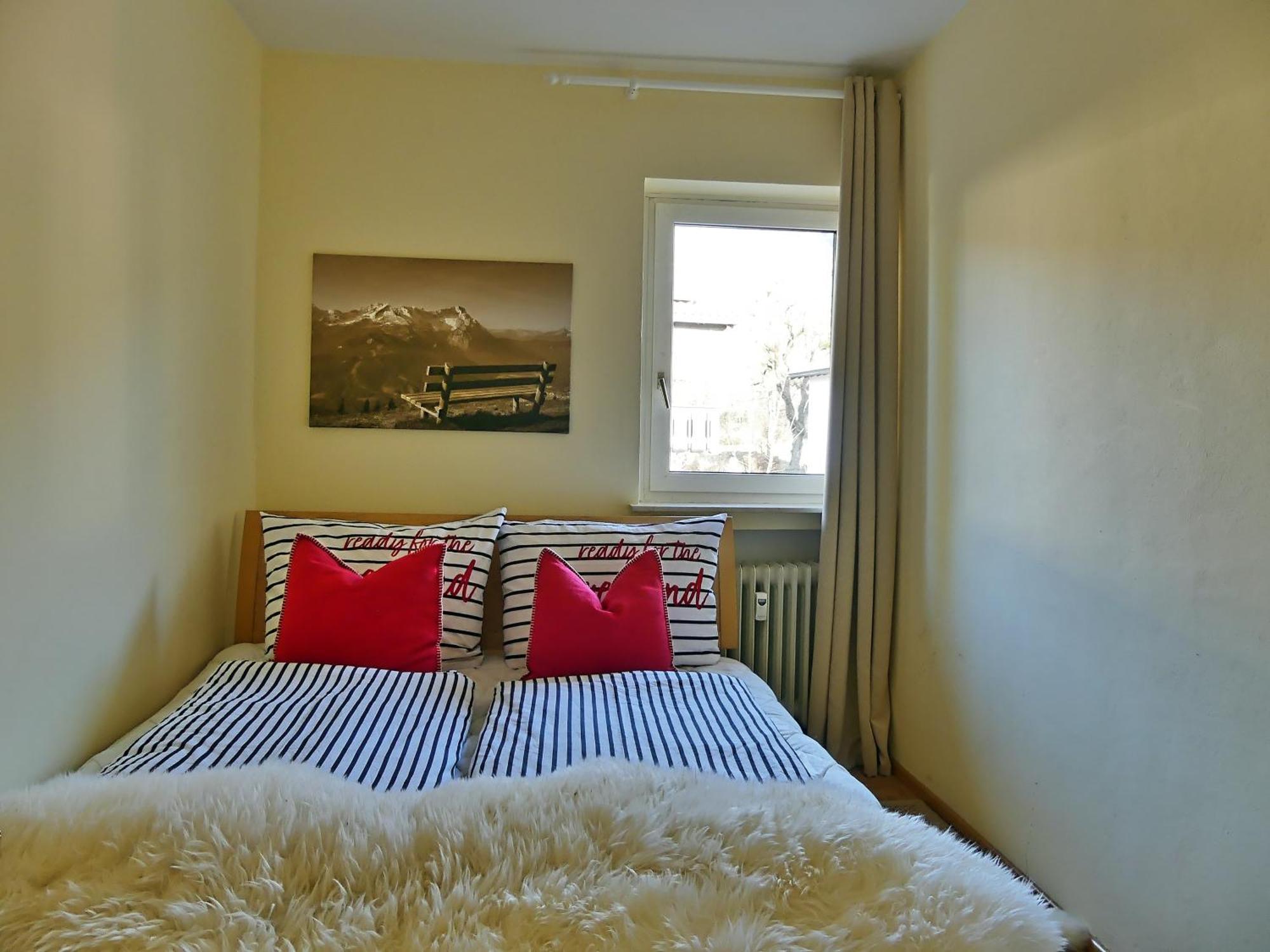 Ferienwohnung Alpenglueck Гармиш-Партенкирхен Екстериор снимка